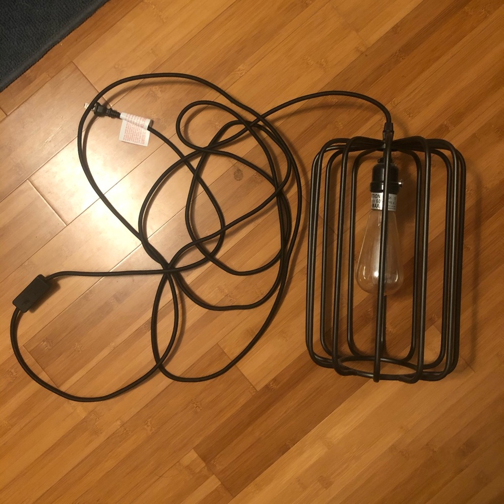 Hanging lamp with retro bulb